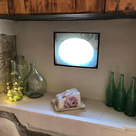 Le Petit Bijou Pressac